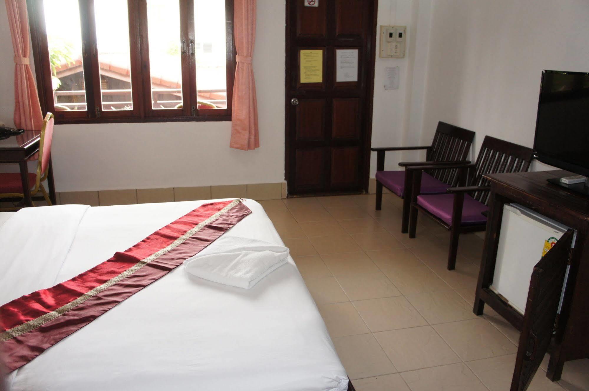 Suksavanh River 2 Hotel Ban Nongdouang Esterno foto