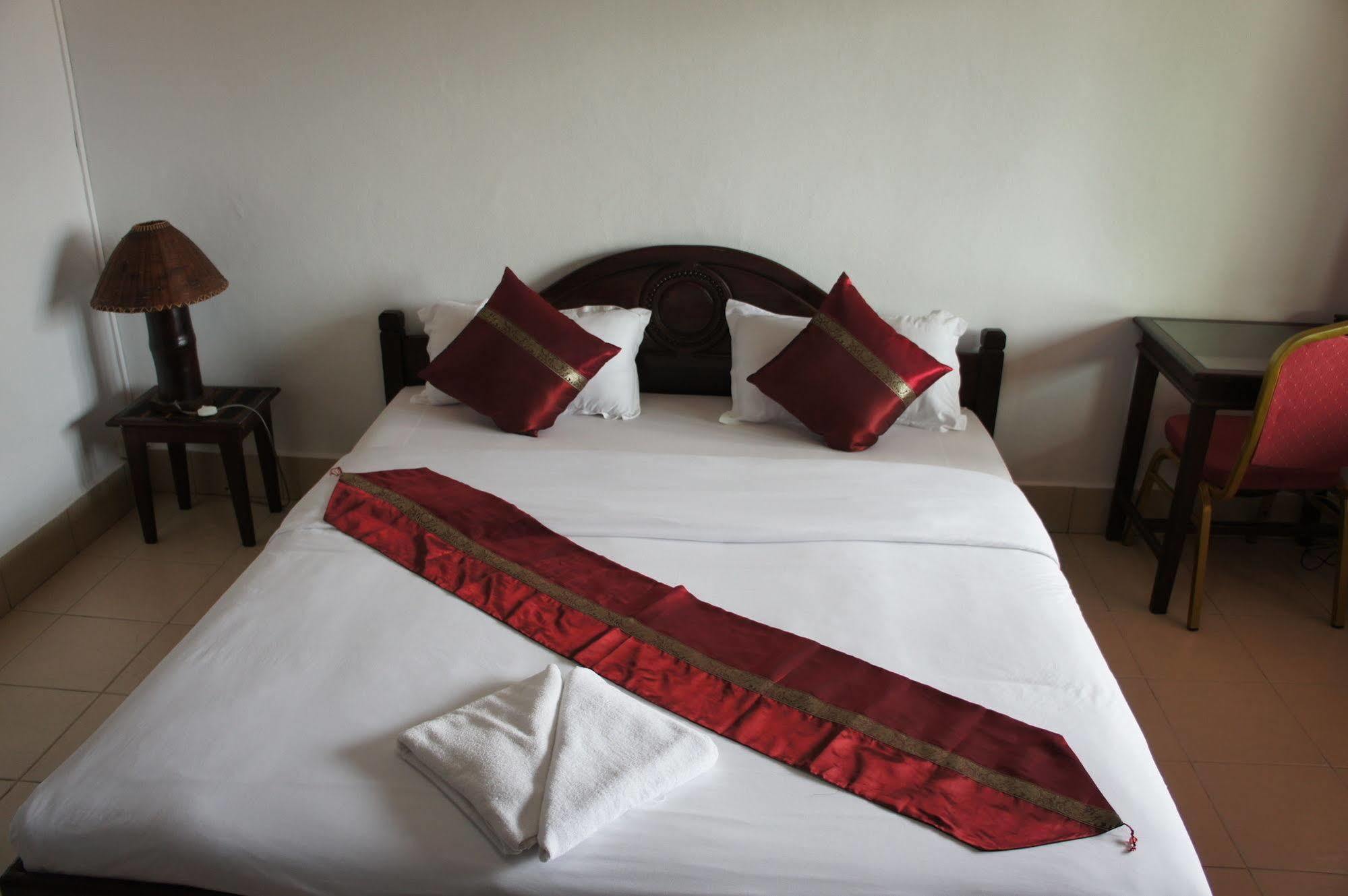 Suksavanh River 2 Hotel Ban Nongdouang Esterno foto
